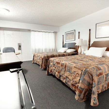 Midtown Inn Saskatoon Bagian luar foto